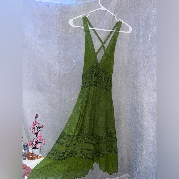 Dark Green Boutique Dress - Picture 11 of 15